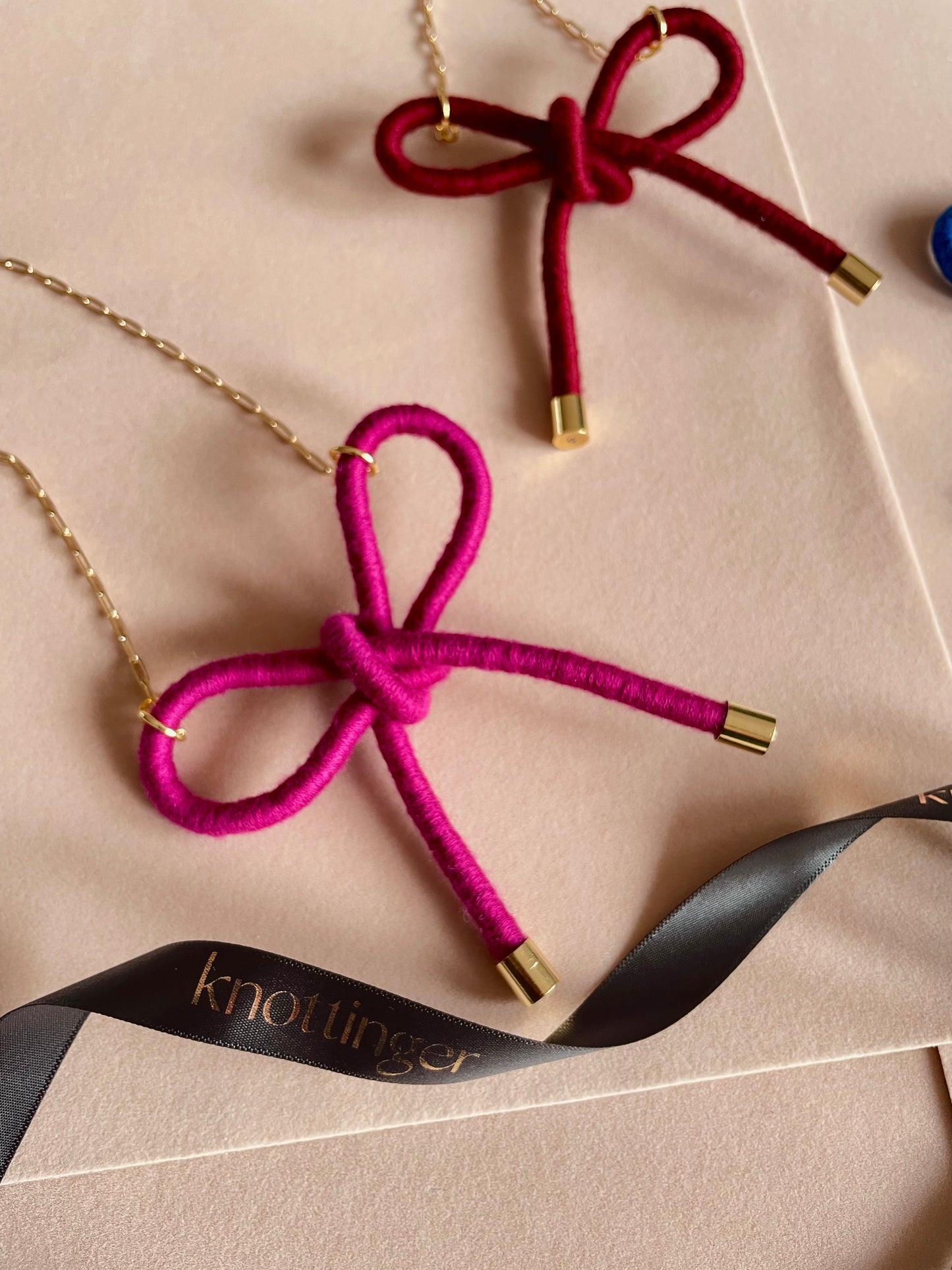 Rope bow necklace