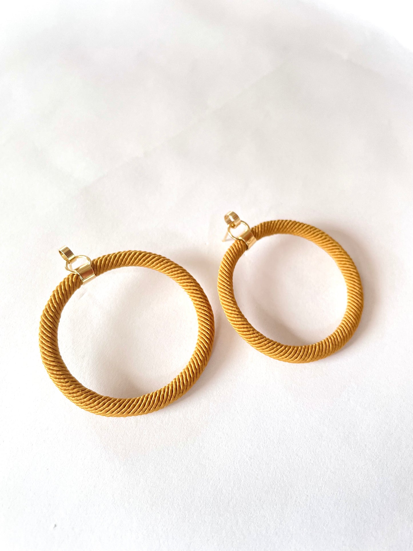 Rope hoop earrings - Knottinger