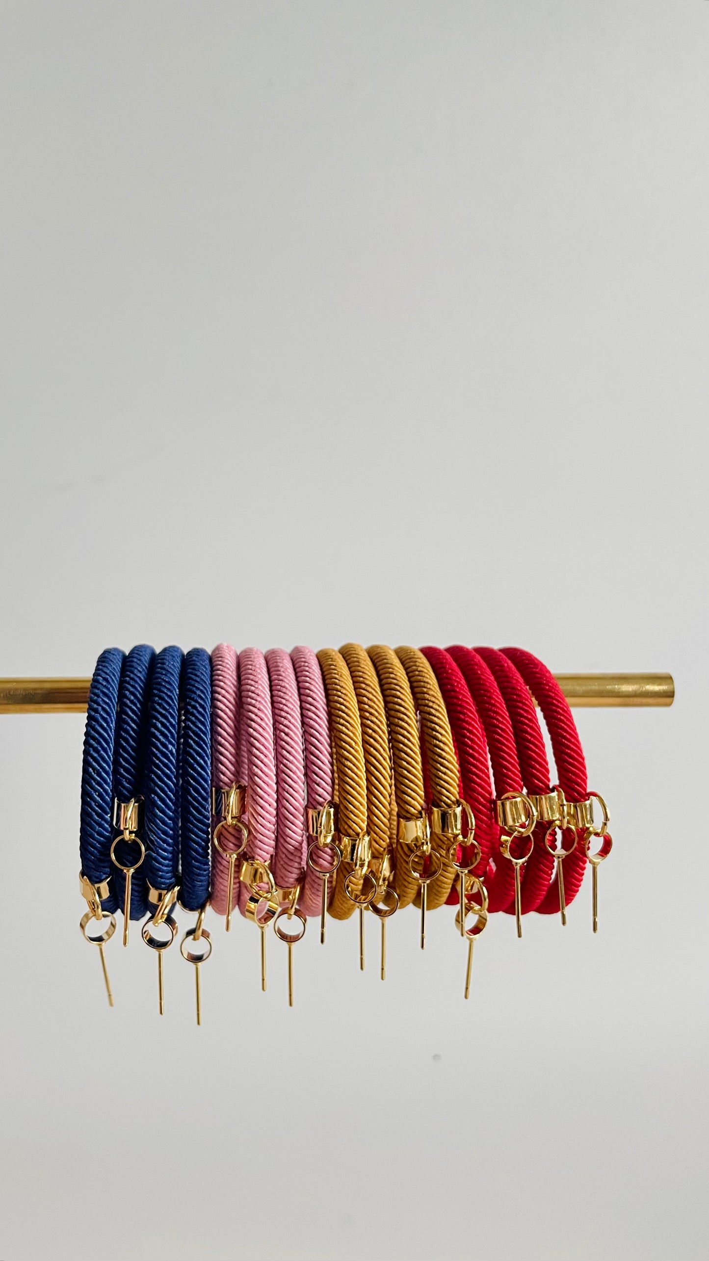 Rope hoop earrings - Knottinger