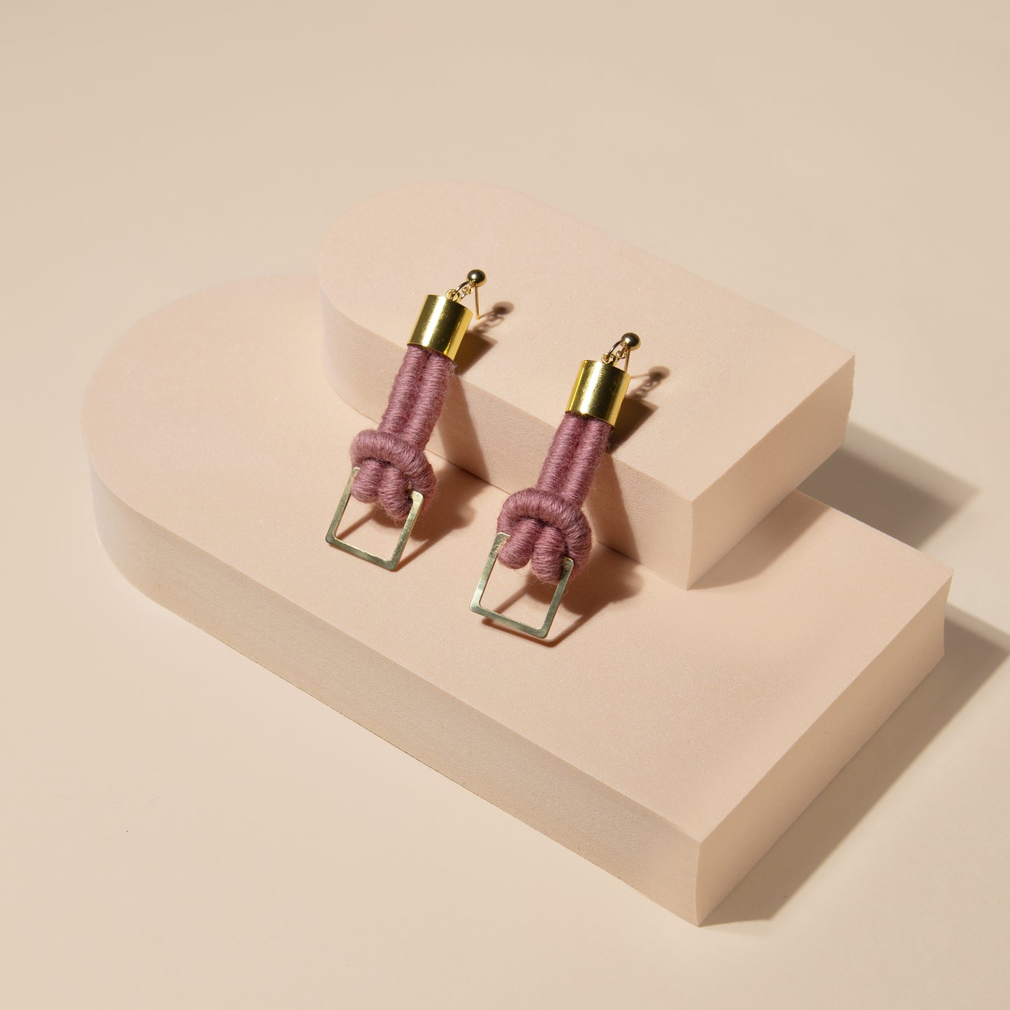Buckle knot earrings - knottinger.