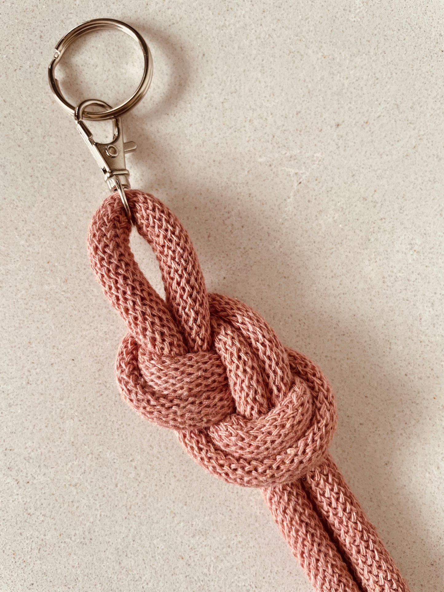 Knotted rope keyrings - knottinger.