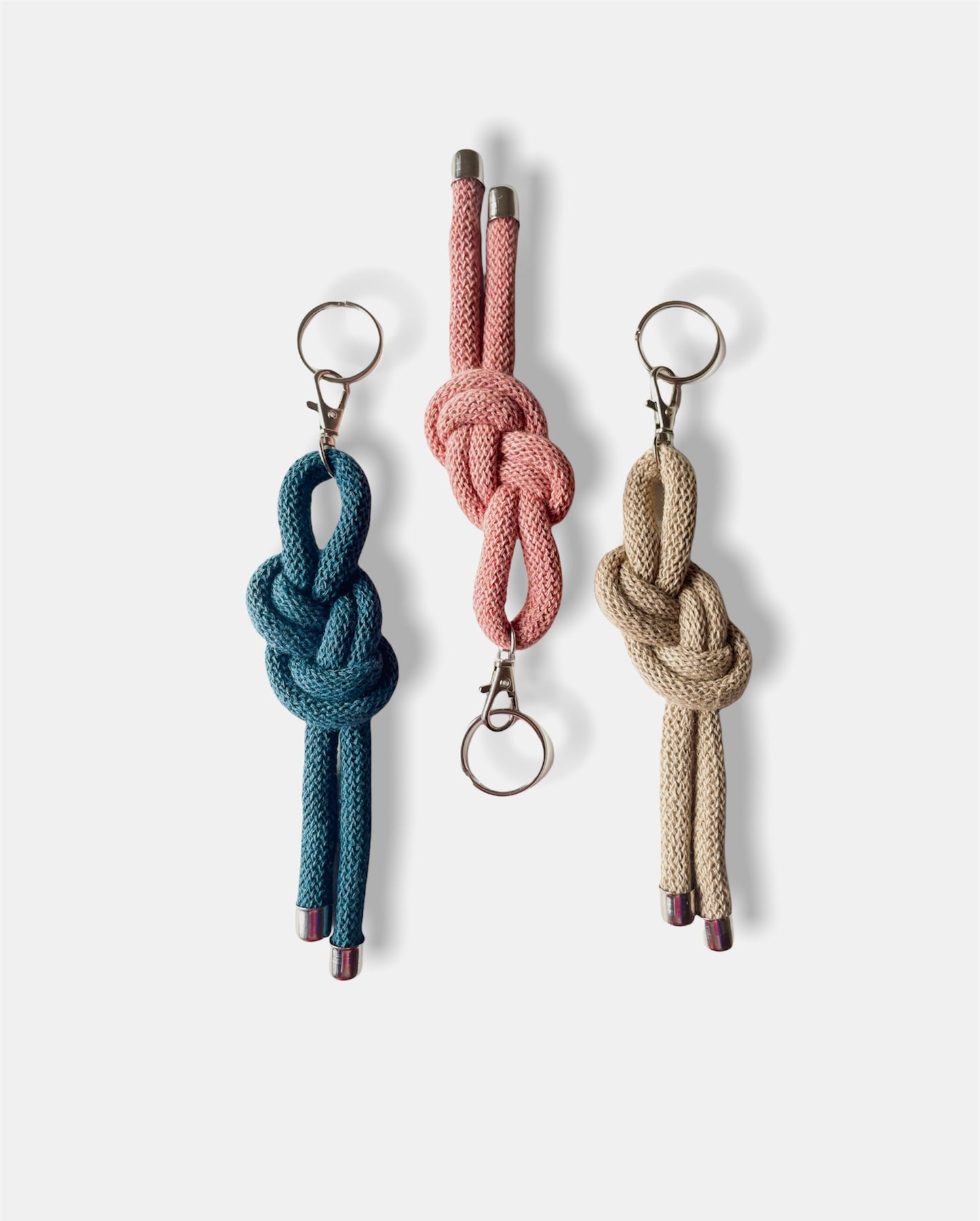 Knotted rope keyrings - knottinger.